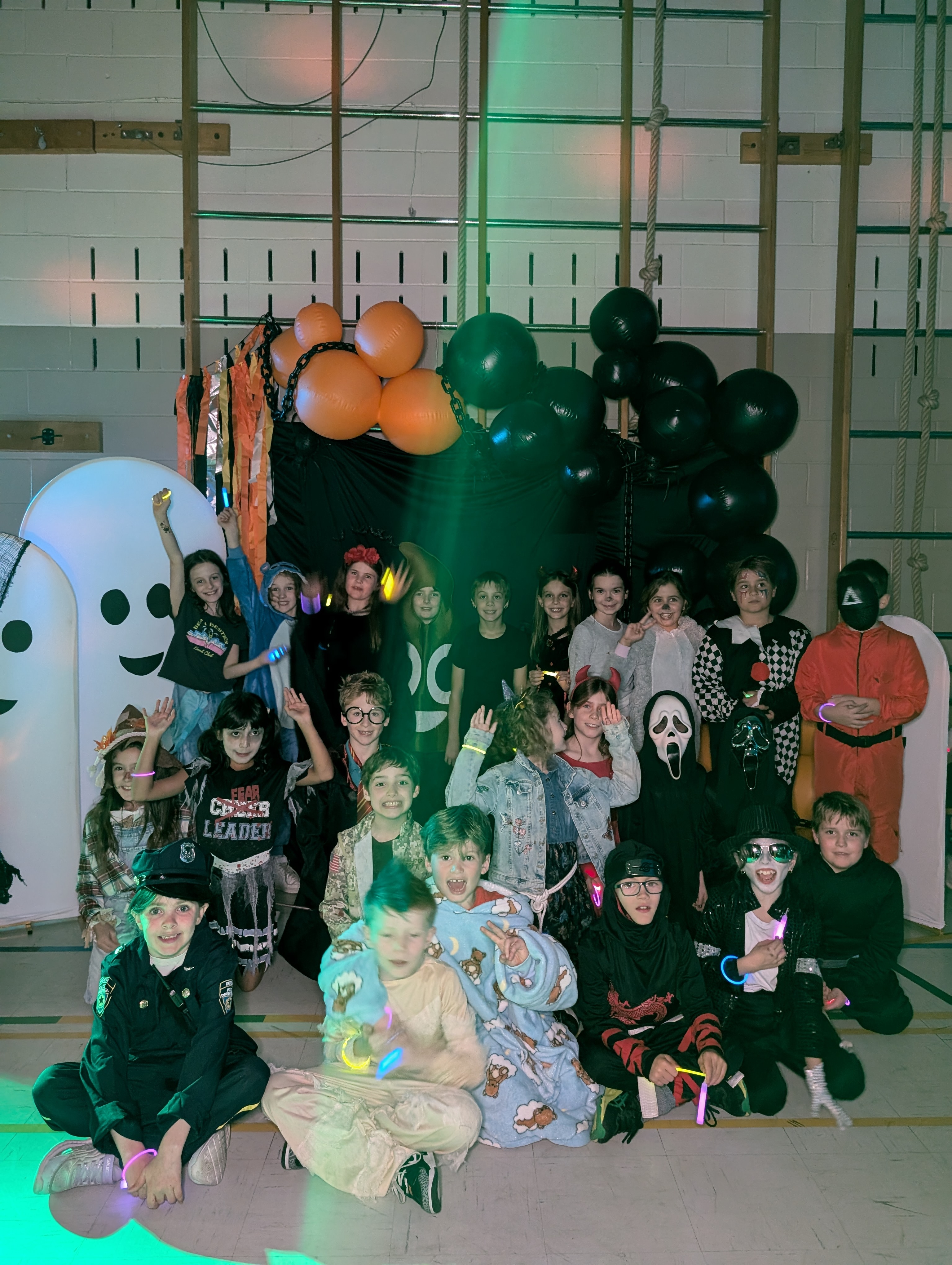 PXL 20241031 164407652 MP