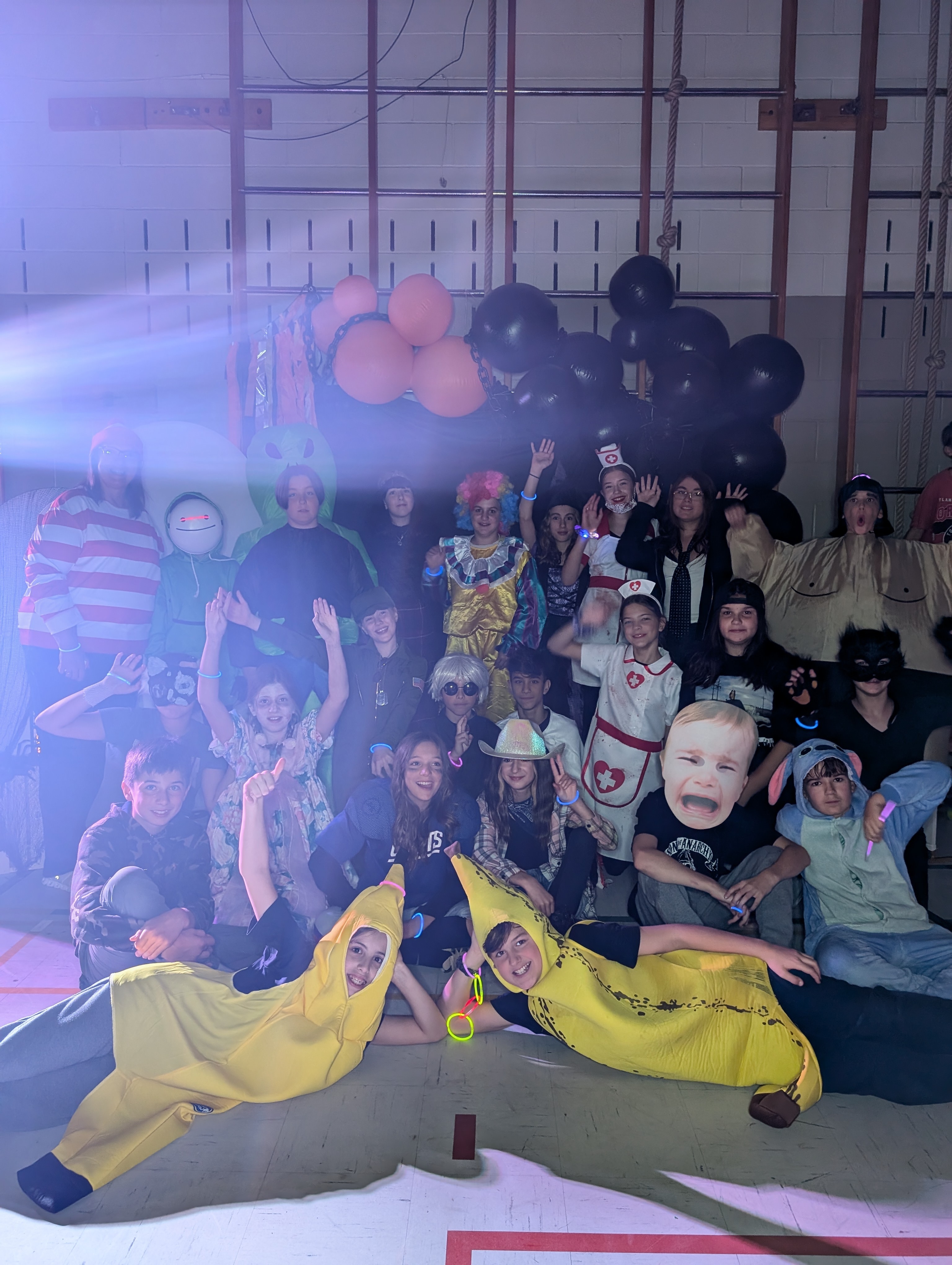 PXL 20241031 180120024 MP