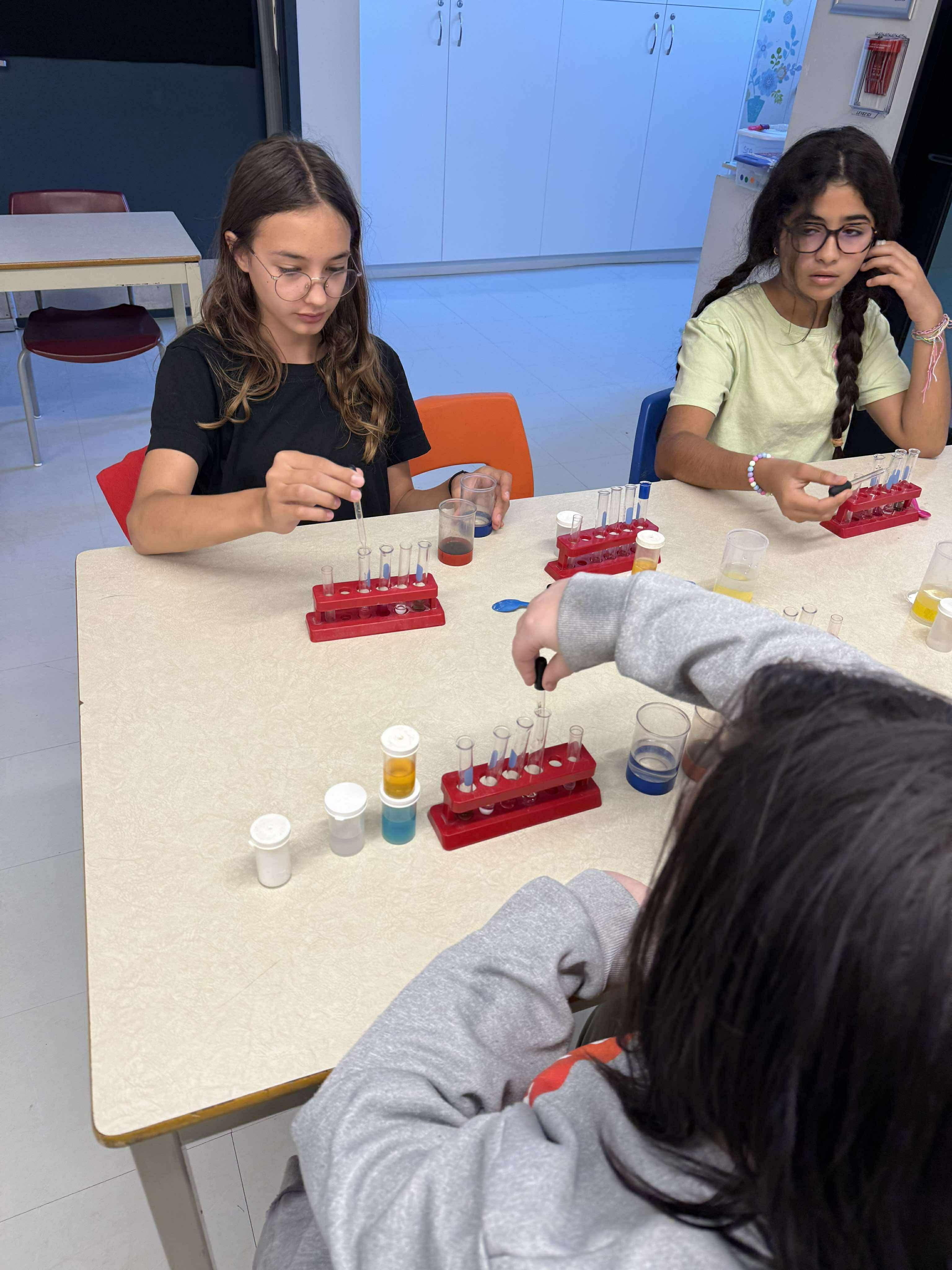 D567fd0d97ccf594ac2454a5a10865b9